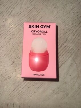 Skin Gym CryoRoll Mini Ice Facial Tool - Pink